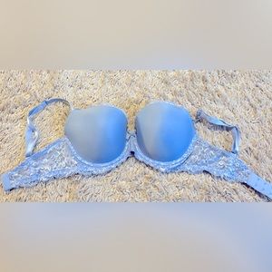 Victoria’s Secret light blue dream angels lined Demi 32DD